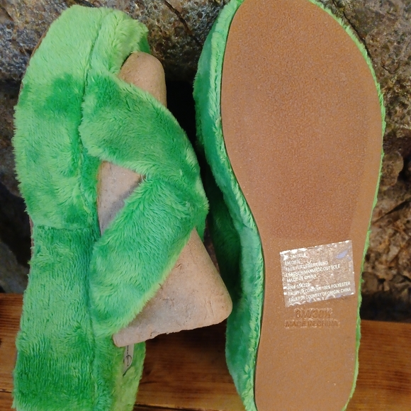 JESSICA SIMPSON PLATTFORM FAUX FURRY SIZE 6 - Picture 6 of 7